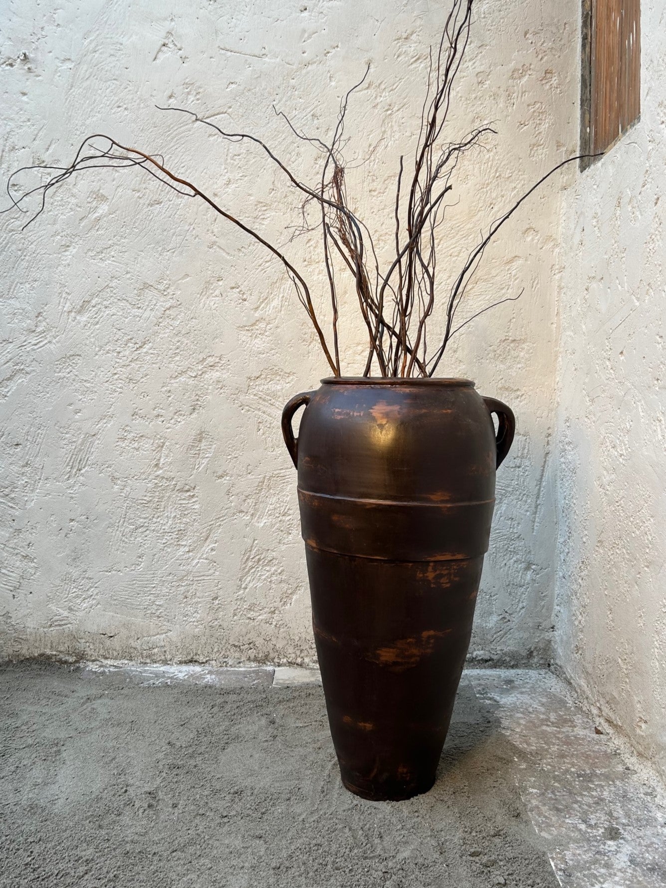 Walnut Pot
